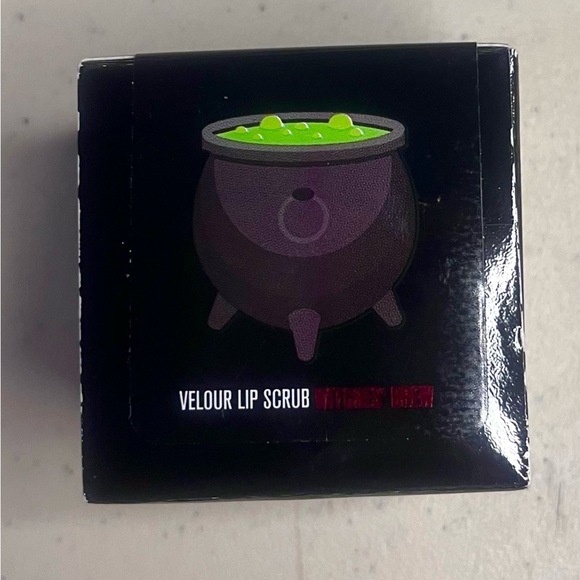 Jeffree Star Cosmetics Velour Lip Scrub - Picture 1 of 5